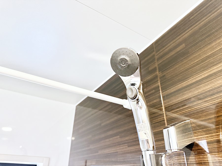 ���̑����� �ݔ����킴�킴�V�����[�����̃��o�[�܂Ŏ��L�΂��K�v���Ȃ��A�ȒP�Ɏ~���ł���