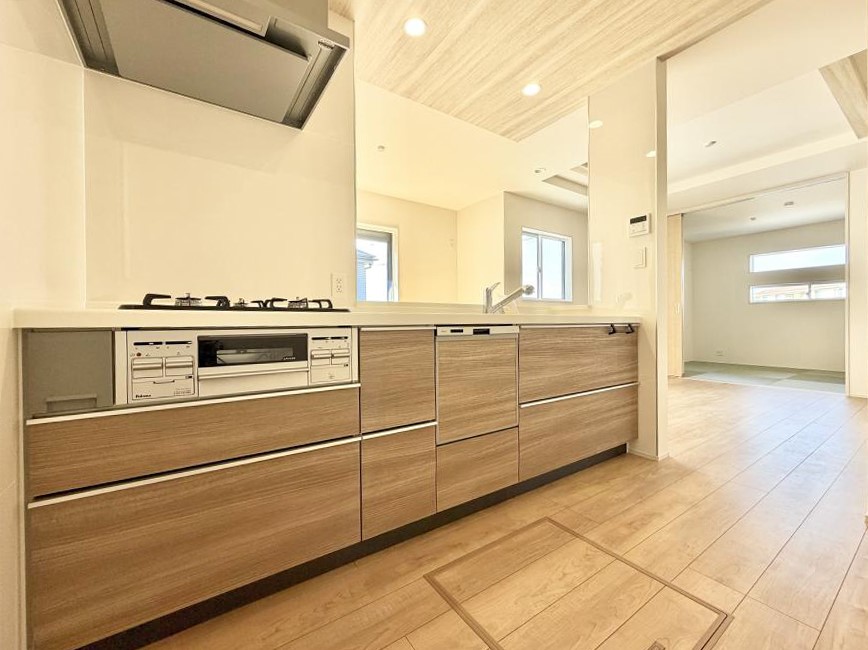 �L�b�`�� ����