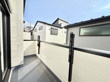 �o���R�j�[ ����