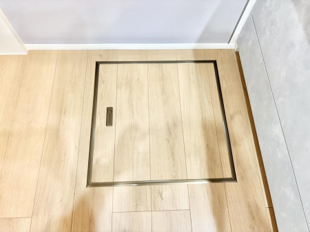 ���̑����� �ݔ����B�ꂽ���[�X�y�[�X�ŉƑS�̂��X�b�L��