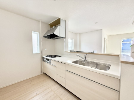 �L�b�`�� ���������y���݂ƐH�ׂ�K����͂���L�b�`��