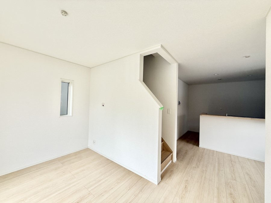 ���r���O ���������R�Ɖ�b�����܂��A�S�n�悢�ЂƂƂ�