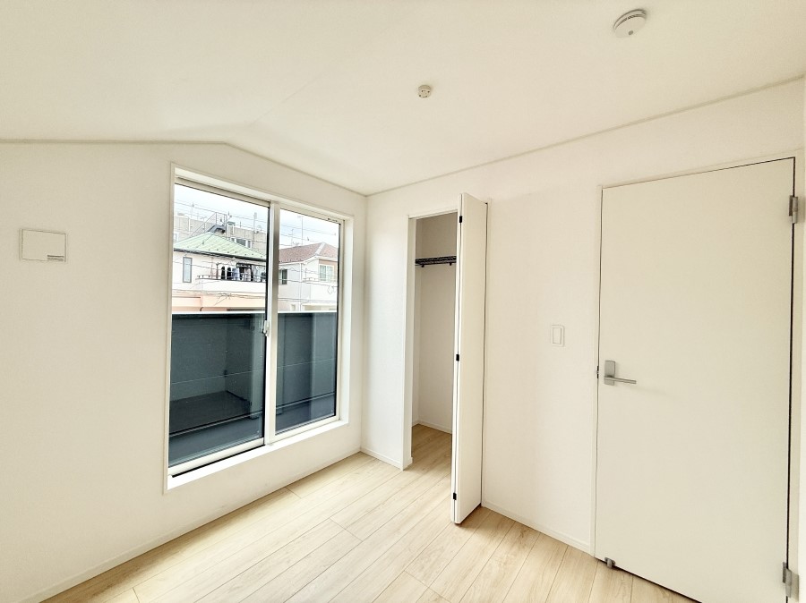 �Q�� ���������̔z�u��ʋC���̗ǂ��݌v�ŕ����̋�C�������炸�A��ɐV�N�ȋ�C������܂�