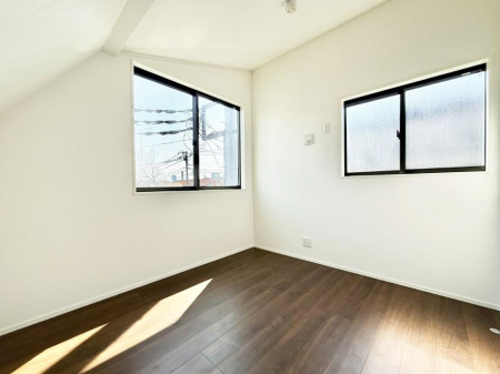 ���̑����� �������Â��ȗm���œǏ����ɏW���ł���ꏊ