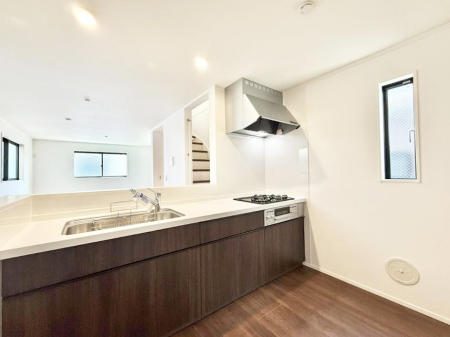 �L�b�`�� ���������y���݂ƐH�ׂ�K����͂���L�b�`��