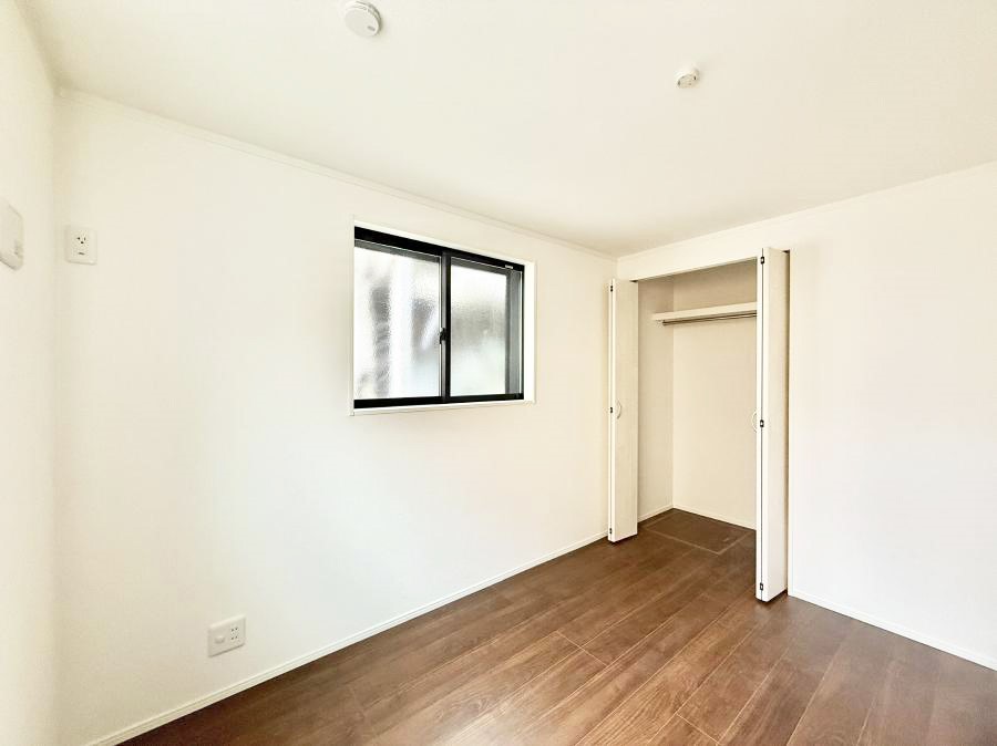 �q������ �������v���C�x�[�g��ԂƂ��ĐÂ��ŗ�������������񋟂��Ă���܂�