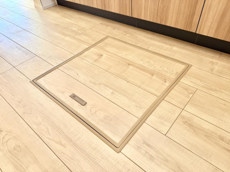 ���̑����� �ݔ����B�ꂽ���[�X�y�[�X�ŉƑS�̂��X�b�L��