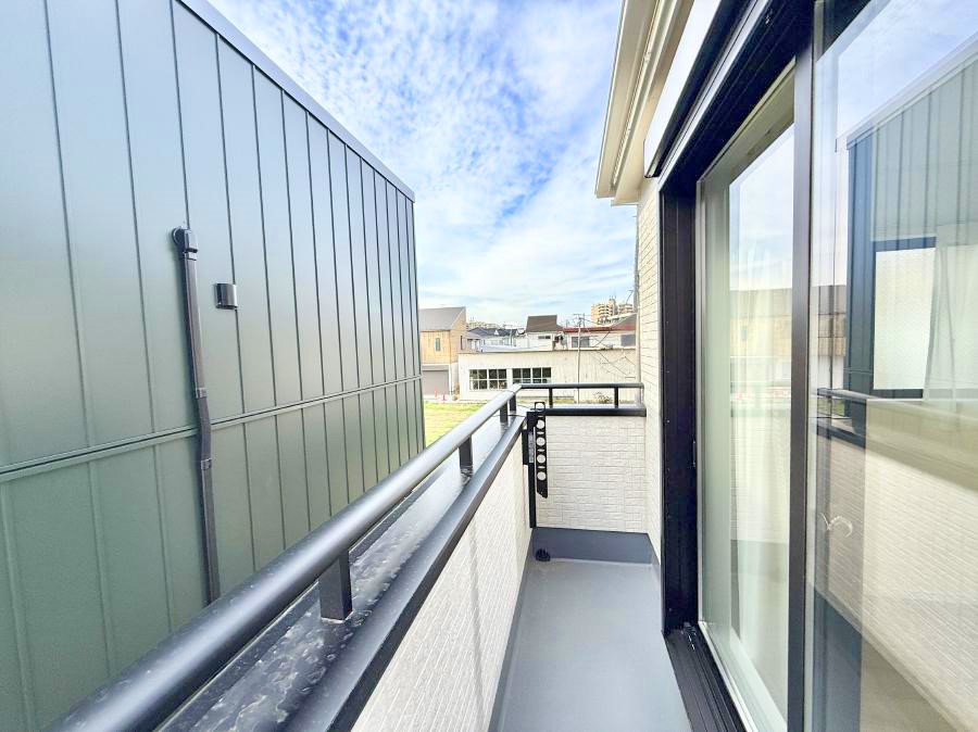 �o���R�j�[ ����