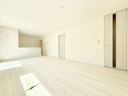 ���r���O ���������R�Ɖ�b�����܂��A�S�n�悢�ЂƂƂ�