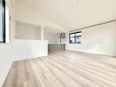 ���̑����� �������Ƒ��̏Ί炪���ӂ��A���났�̋��