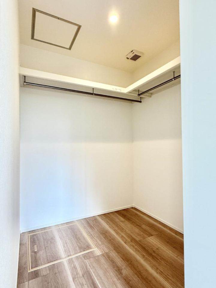 ���[ ������WIC�t���ňߗނ��ו����܂Ƃ߂Ď��[�ł���֗��ȋ�Ԃł�