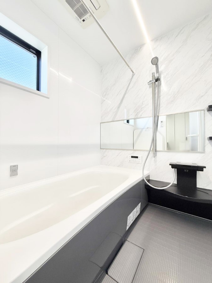 ���� ����������̔�������A�S����������Ԃł�