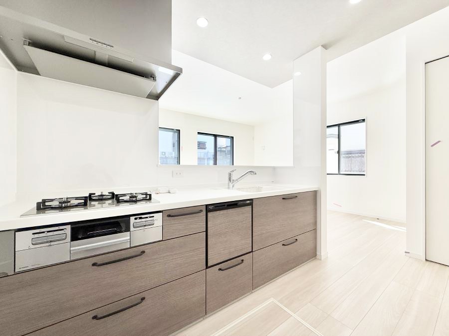 �L�b�`�� �������Ƒ����J��[�߂�A������̂���L�b�`��