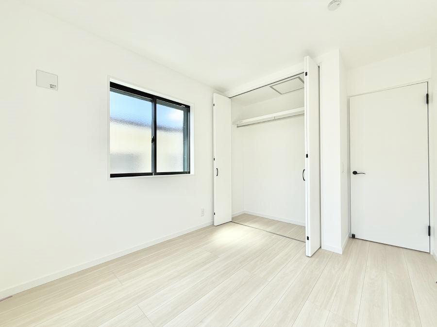 �Q�� ���������̔z�u��ʋC���̗ǂ��݌v�ŕ����̋�C�������炸�A��ɐV�N�ȋ�C������܂�