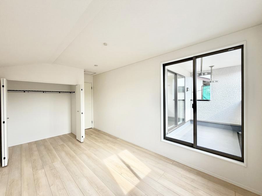 �Q�� �������Ƌ�����܂��z�u����΍L�X�Ƃ�����Ԃ��g�������₷���A�����b�N�X�������Ԃ��߂����܂�