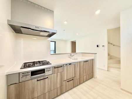 �L�b�`�� �������V���v���Ŕ������S�n�悢���Ԃ𐶂ރL�b�`�����