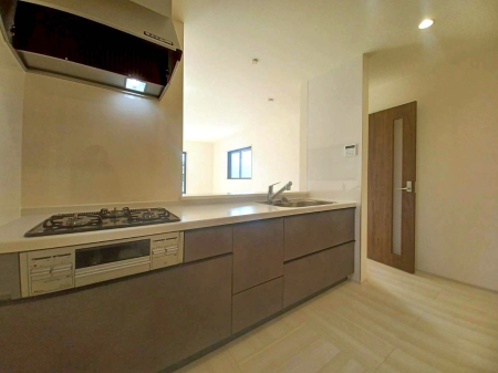 �L�b�`�� �������V���v���Ŕ������S�n�悢���Ԃ𐶂ރL�b�`�����