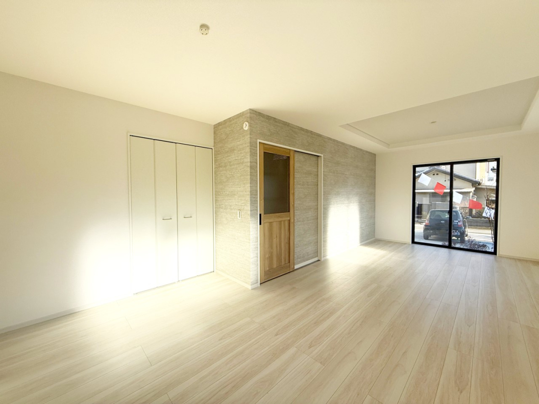 ���r���O ���������R�Ɖ�b�����܂��A�S�n�悢�ЂƂƂ�