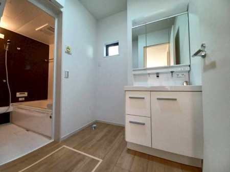 ���ʑ�E���ʏ� �������Ƒ��݂�Ȃ��g���₷���z�u�ł�