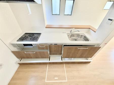 �L�b�`�� �����������������Ɗy�����Ȃ�A���K�ȃL�b�`�����