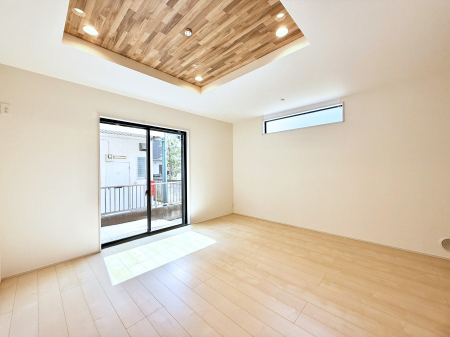 ���r���O ���������났�ƏΊ炪�W�܂�A�S���܂郊�r���O