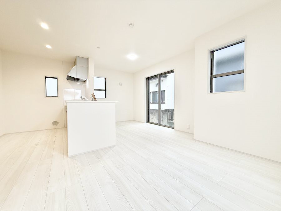 ���r���O �������V���v���������ґ�A��؂Ȑl�Ɖ߂����S���قǂ�����