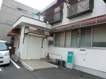 ���ӊ� �a�@ 200m ��������t�@�~���[�N���j�b�N