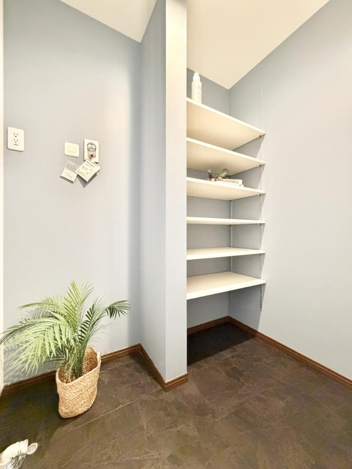 ���[ ����