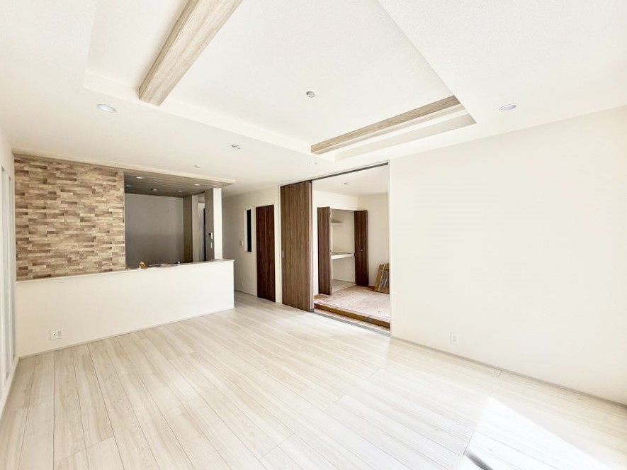 ���r���O ���������ƕ���������A�����b�N�X�ł�����