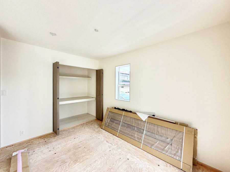 ���[ ����