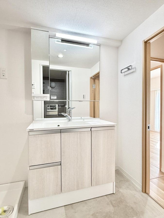 ���ʑ�E���ʏ� �������Ƒ��݂�Ȃ��g���₷���z�u�ł�