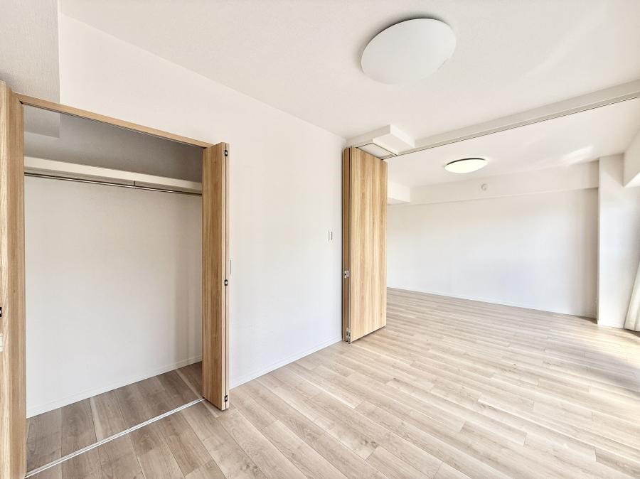 �q������ �������Ƌ�⃌�C�A�E�g�����R�ɔz�u�ł��邽�ߎg�����肪�ǂ����K�ɉ߂����܂�