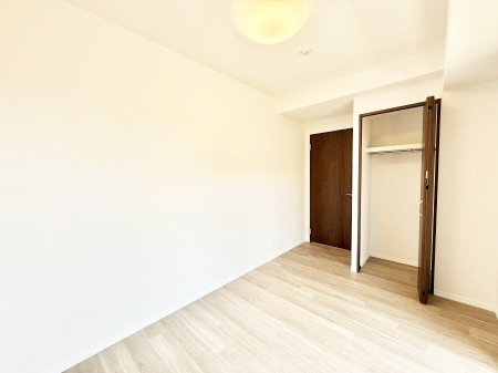 �q������ �������Ƌ�⃌�C�A�E�g�����R�ɔz�u�ł��邽�ߎg�����肪�ǂ����K�ɉ߂����܂�