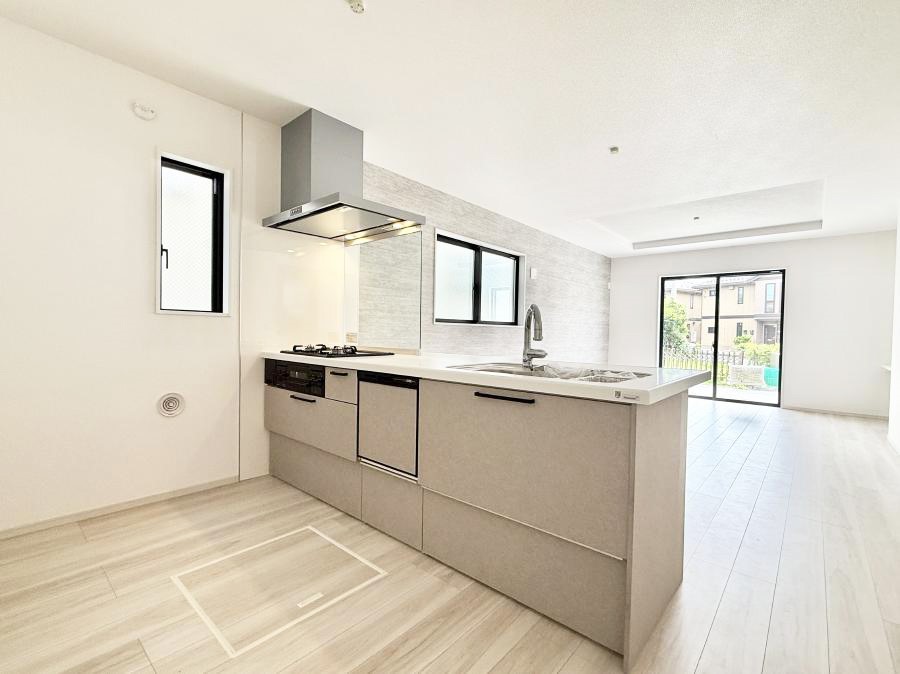 �L�b�`�� ���������y���݂ƐH�ׂ�K����͂���L�b�`��