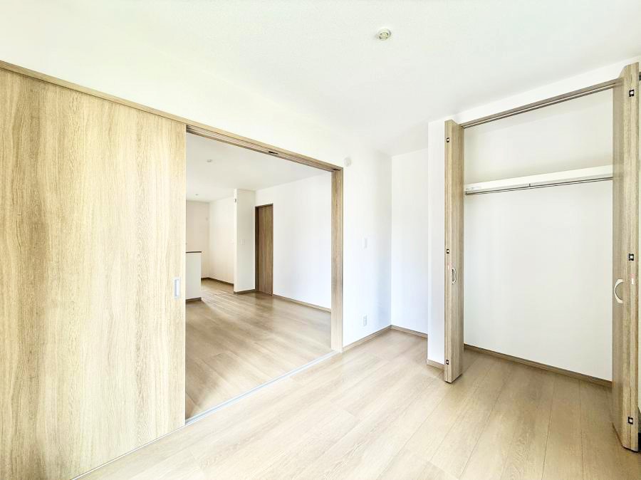 �q������ �����������̍D�݂ɍ��킹���C���e���A�𐮂��₷�����𔽉f�ł���ꏊ�ł�