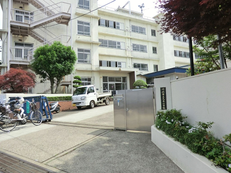 ���ӊ� ���w�Z 700m ���s���v�����w�Z