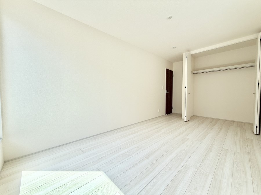 �q������ ����