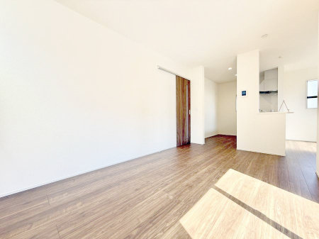 ���r���O ���������R�Ɖ�b�����܂��A�S�n�悢�ЂƂƂ�