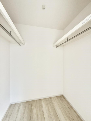 ���[ ����