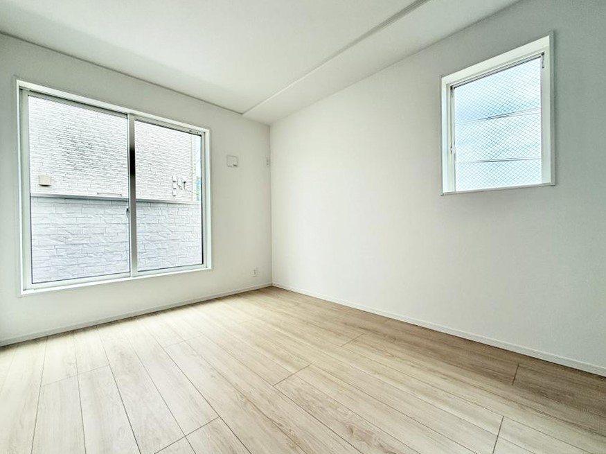 �q������ �������v���C�x�[�g��ԂƂ��ĐÂ��ŗ�������������񋟂��Ă���܂�