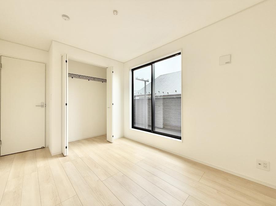 �q������ �������v���C�x�[�g��ԂƂ��ĐÂ��ŗ�������������񋟂��Ă���܂�