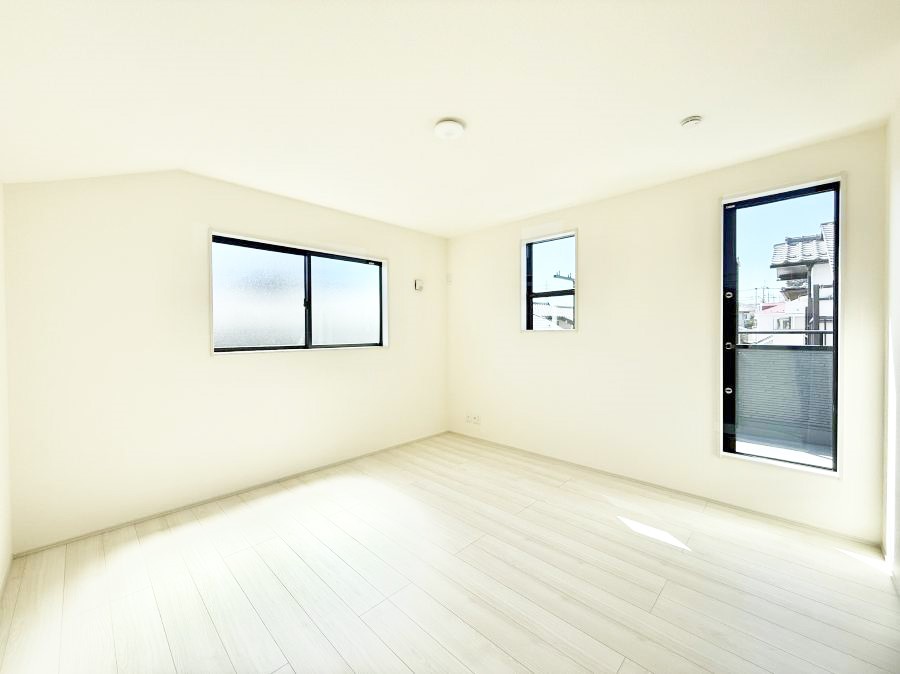 ���̑����� �������D��ŉ��₩�Ȏ��Ԃ��������