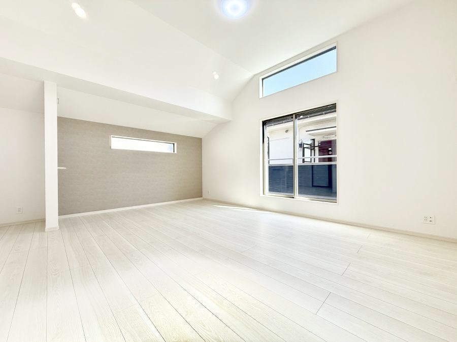 ���̑����� �������Ƒ��̏Ί炪���ӂ��A���났�̋��