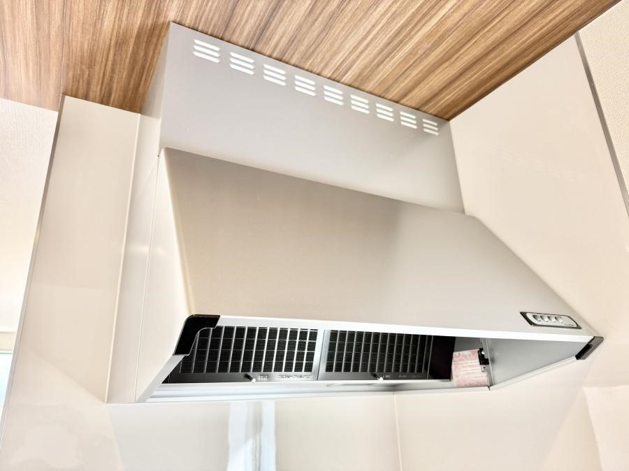 ���̑����� �ݔ����������̏��C����������C��ɗU������A�����I�ɔr�����ł��܂��B