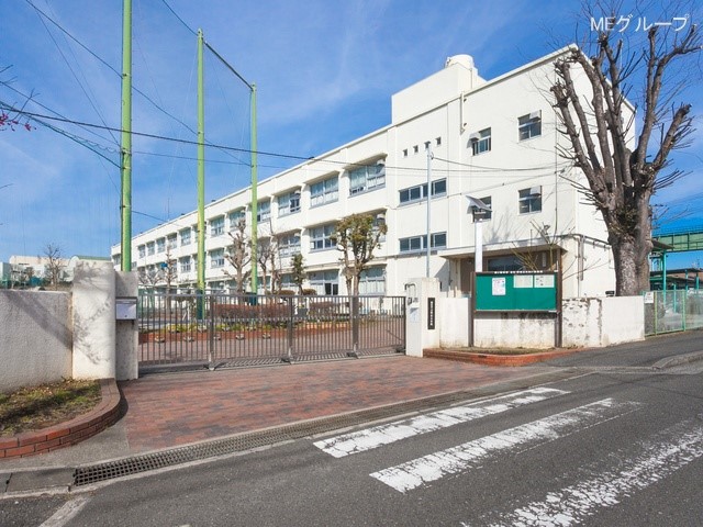 ���ӊ� ���w�Z 1000m ���l�s���߃P�����w�Z