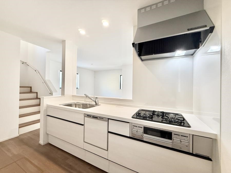 �L�b�`�� �������Ƒ����J��[�߂�A������̂���L�b�`��