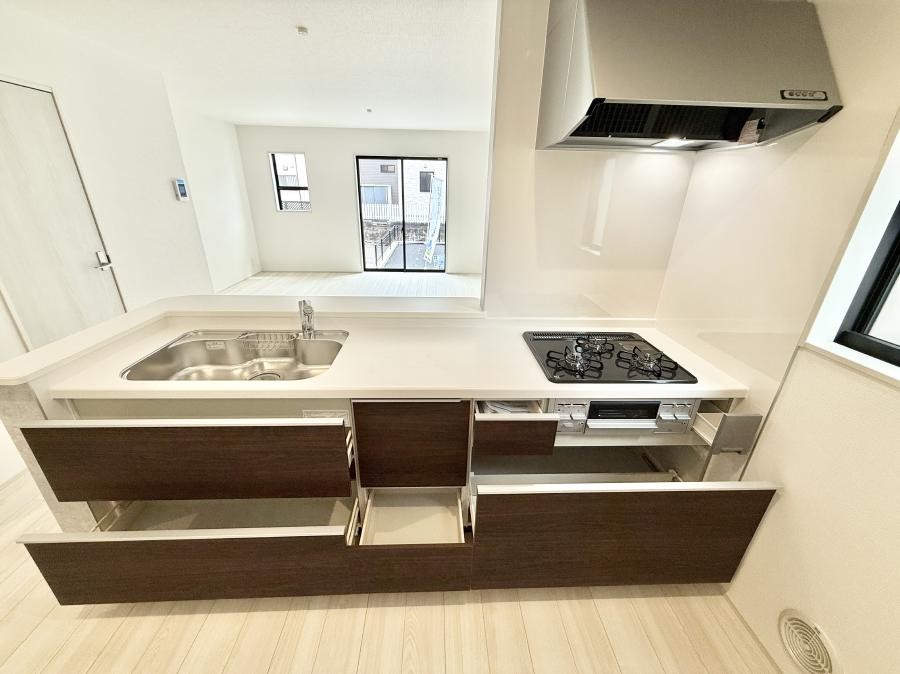 �L�b�`�� 1����  �������������Ɗy�����Ȃ�A���K�ȃL�b�`�����