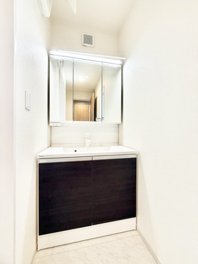 ���ʑ�E���ʏ� �������Ƒ��݂�Ȃ��g���₷���z�u�ł�