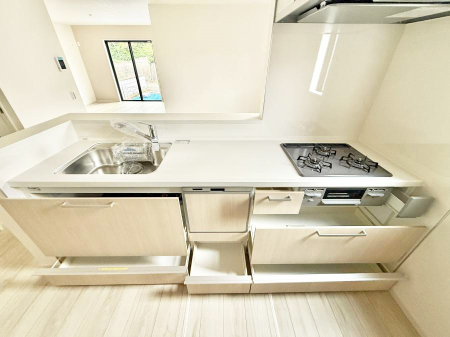 �L�b�`�� 1����  �������������Ɗy�����Ȃ�A���K�ȃL�b�`�����