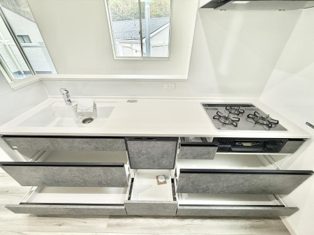 �L�b�`�� �������A�C�f�A�L����A�N���G�C�e�B�u�ȗ������